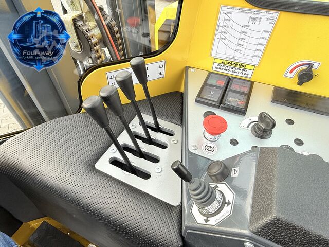 Dört yollu forklift Combilift C4800 GAS DUPLEX 4040MM FREE-LIFT