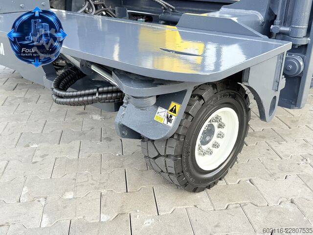 Dört yollu forklift Combilift C4800 GAS DUPLEX 4040MM FREE-LIFT