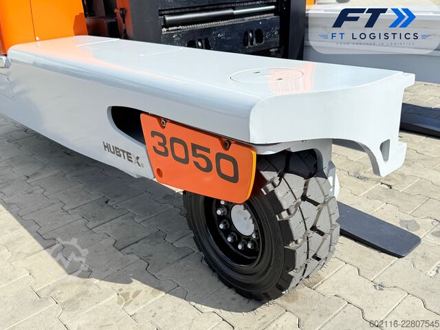 Dört yollu forklift Hubtex DQ45-D TRIPLEX 5500 FORK POSITIONER