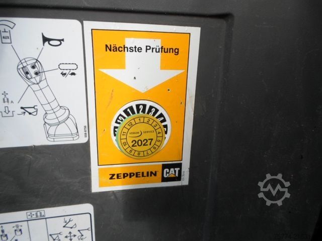 Mini excavator CATERPILLAR 301.8