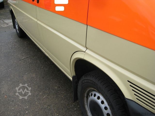 Minibus VOLKSWAGEN T4 TDI syncro 4x4 lang 5-Sitzer 2003 *19.700 KM*