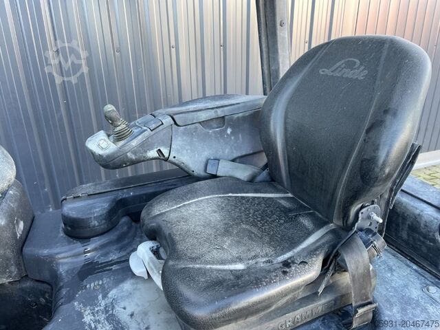 Elektrische vorkheftruck met 4 wielen Linde E20PH-02