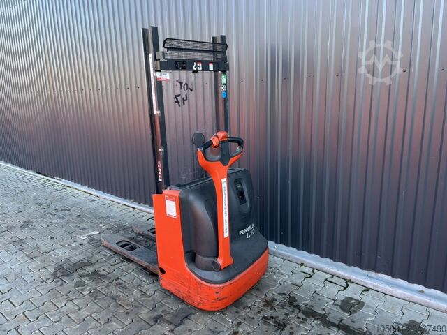 Ručně vedený zakladač Linde L10