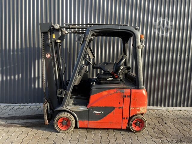 Electric 3-wheel forklift Linde E16PH-02