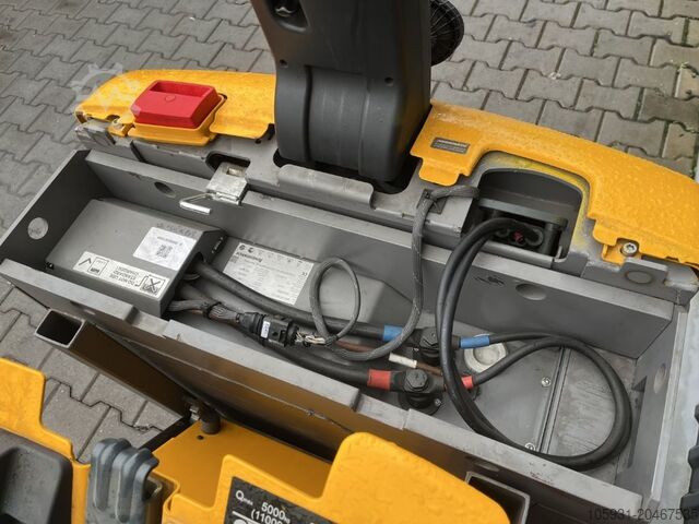 Traktor Jungheinrich EZS350