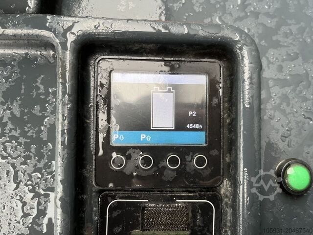 Tow Tractor Jungheinrich EZS130