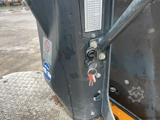 Combi Roller Bomag BW 125 AC-4