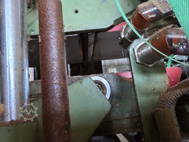 Through-feed machining center Hundegger p10