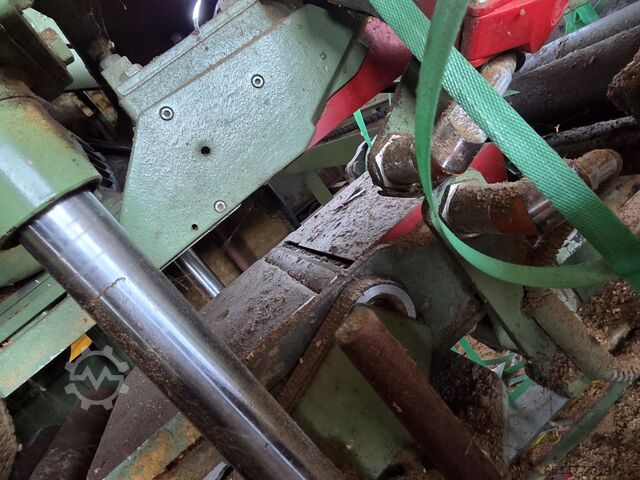 Through-feed machining center Hundegger p10