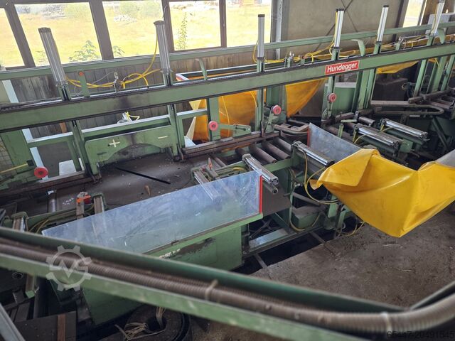 Through-feed machining center Hundegger p10