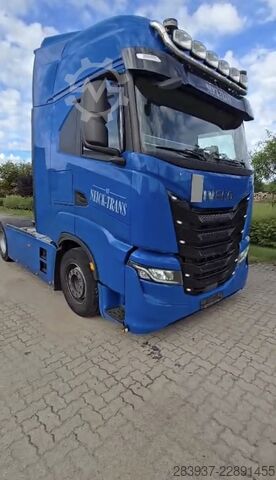 Standardní tahač Iveco 