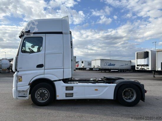 Standardní tahač MERCEDES-BENZ ACTROS 1851 GIGA SPACE, STREAM MIRROW CAM, HYDRAULIK