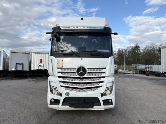 Standardní tahač MERCEDES-BENZ ACTROS 1851 GIGA SPACE, STREAM MIRROW CAM, HYDRAULIK