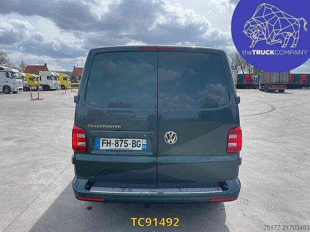 Transporte de pasajeros Volkswagen Transporter L1H1 5-PLACES