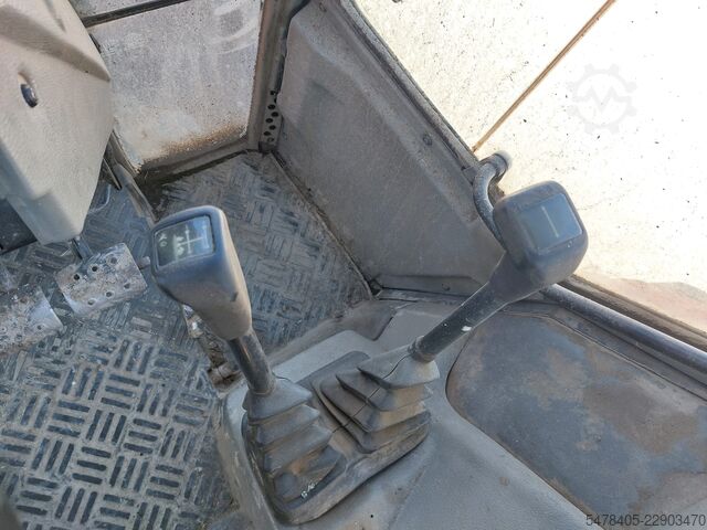 Traktor Massey Ferguson 3085