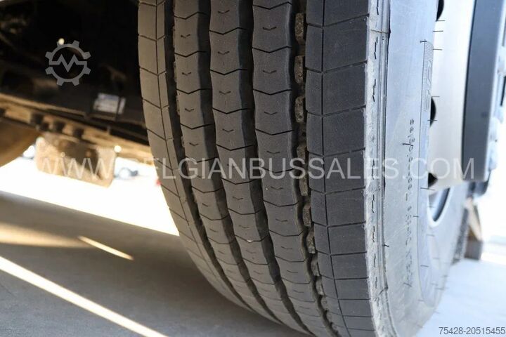 Autobús interurbano Iveco Crossway Line 12m pop light