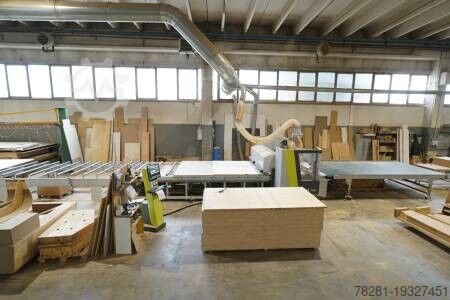 Maskinbearbetningscenter med snabbmatning UniTeam Lab 42/22 Nesting