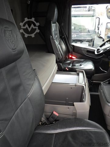 Standard SZM SCANIA R 450 A Highline/Ret./Hydr./Safety/Leder/Spoiler