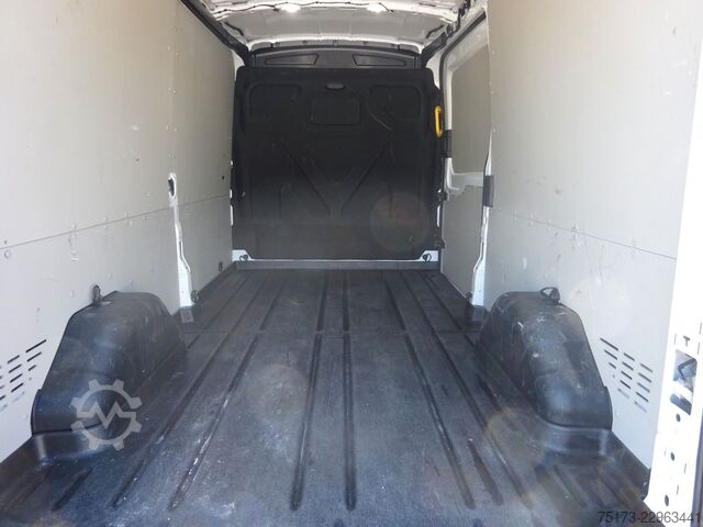 Dobozos furgon FORD Transit Kasten 350 L3H2 Trend 130PS Klima Tempom