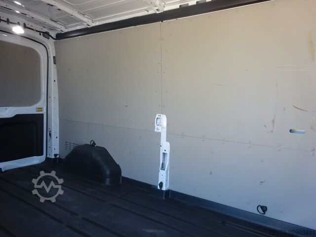 Dobozos furgon FORD Transit Kasten 350 L3H2 Trend 130PS Klima Tempom