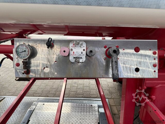Silo oplegger FELDBINDER FFB TSA 23.3-1 Silo - Chemie, gummiert ADR FL AT