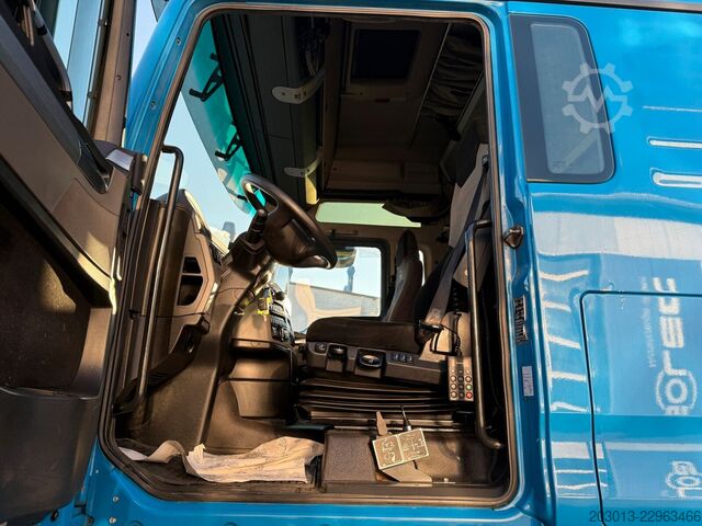 Haakarm vrachtwagen MAN TGX 26.460 6x2-4 BL Abrollkipper Meiller RS21