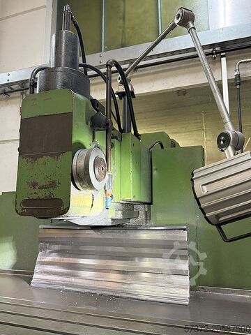 Fresadora vertical DECKEL Typ FP4NC