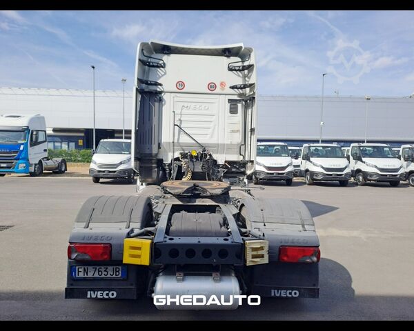 Standard tractor unit IVECO TRATTORE STRADALE IVECO STRALIS 460 LNG METANO