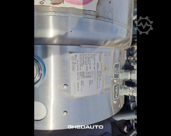 Standard tractor unit IVECO TRATTORE STRADALE IVECO STRALIS 460 LNG METANO