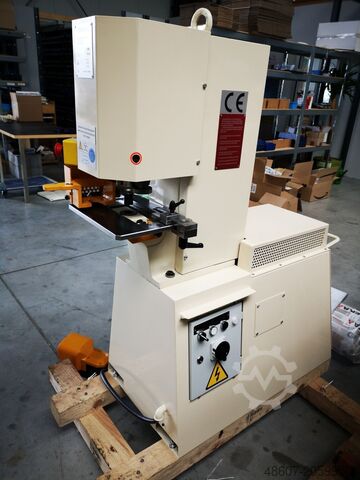 Delik delme makinesi GEKA PP 50