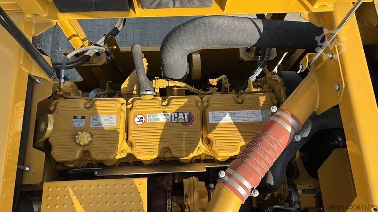 Rupsgraafmachine CAT 374