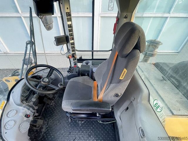 Φορτωτής τροχών Volvo L 60 H (ONLY 5667H)