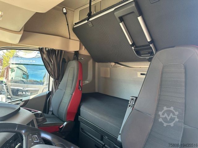 Autolaadkraan VOLVO FH460 6x2 Baustoff Palfinger 18.001L Lift AHK