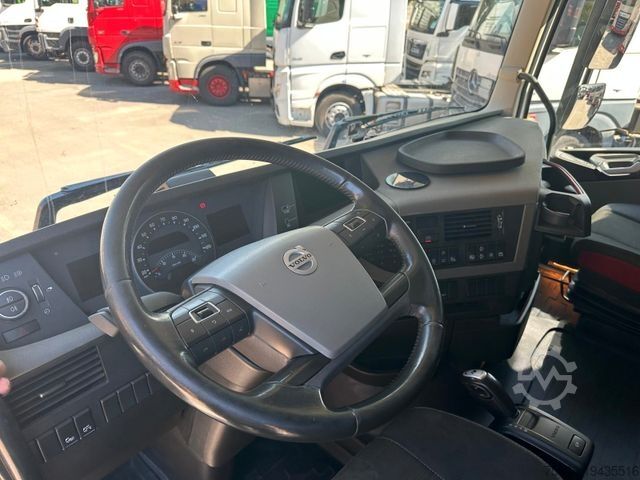 Autolaadkraan VOLVO FH460 6x2 Baustoff Palfinger 18.001L Lift AHK
