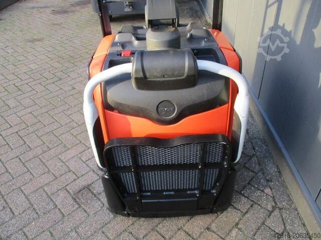 Palletwagen TOYOTA LPE250