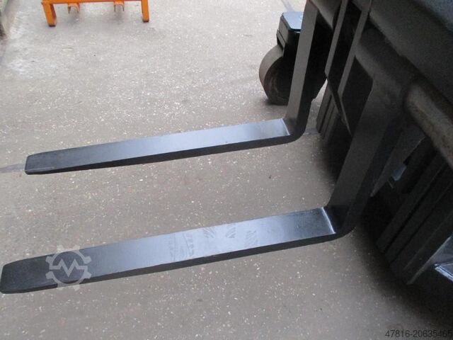 Vierwegheftruck BT FRE 270