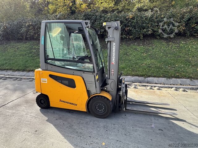 Wózek widłowy JUNGHEINRICH EFG 425k