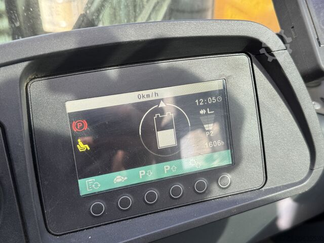 Wózek widłowy JUNGHEINRICH EFG 425k