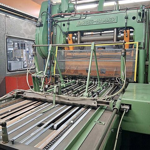 Dosenpresse Karges-Hammer D 1000