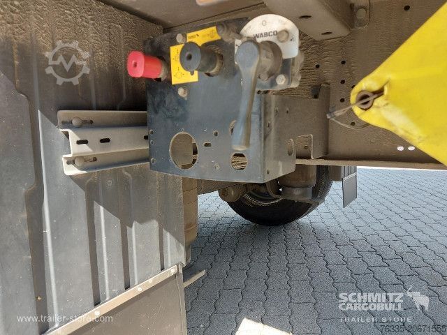 Brandalı açık yarı römork Schmitz Cargobull Curtainsider Mega