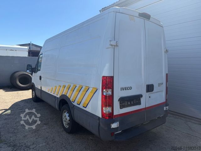 Højt tag varevogn IVECO o4.Tüv 07/2026