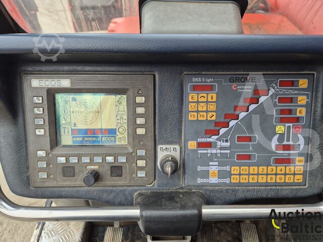 Grua móvel de carga Grove GMK 3050