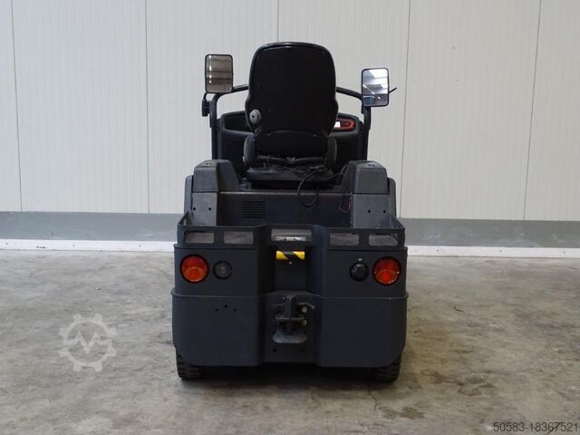 Tow Tractor Linde P60