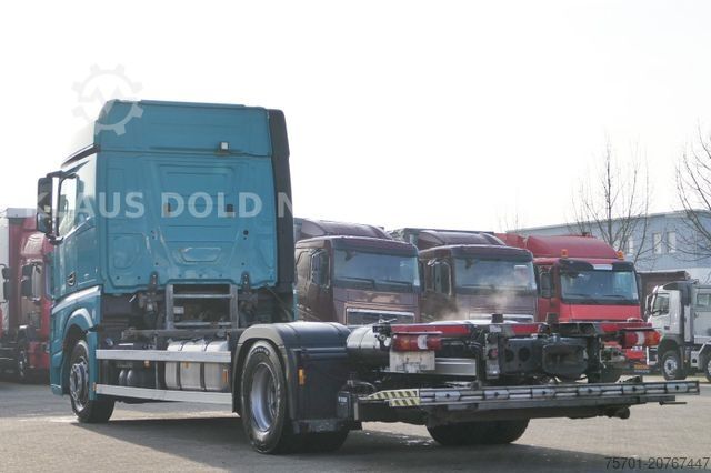 Caminhão com carroçaria intercambiável MERCEDES-BENZ Actros 1840 BDF Vollluft 2-Tanks LBW Euro 6