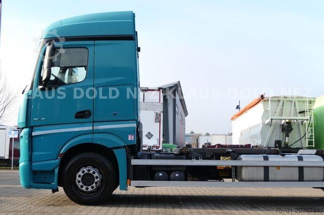 Caminhão com carroçaria intercambiável MERCEDES-BENZ Actros 1840 BDF Vollluft 2-Tanks LBW Euro 6