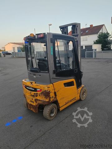 Elektryczny – 4 koła Jungheinrich EFG316k /5.5m/ batt 2022