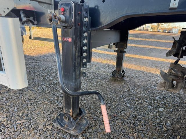 Houtstam-oplegger PAVIC Holzauflieger mit Schemel und Rungen