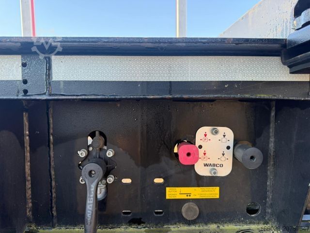 Houtstam-oplegger PAVIC Holzauflieger mit Schemel und Rungen