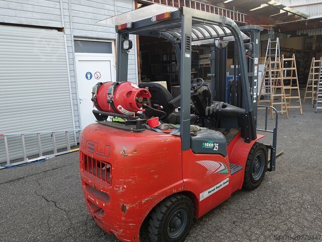 Heftruck op gas HELI CPYD 25
