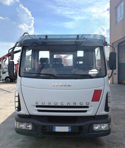 Düz kasa kamyon Iveco EUROCARGO 75E15